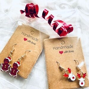 NWT Lot of 2 Festive Drop Earrings – Gingerbread Man & Reindeer Holiday Set